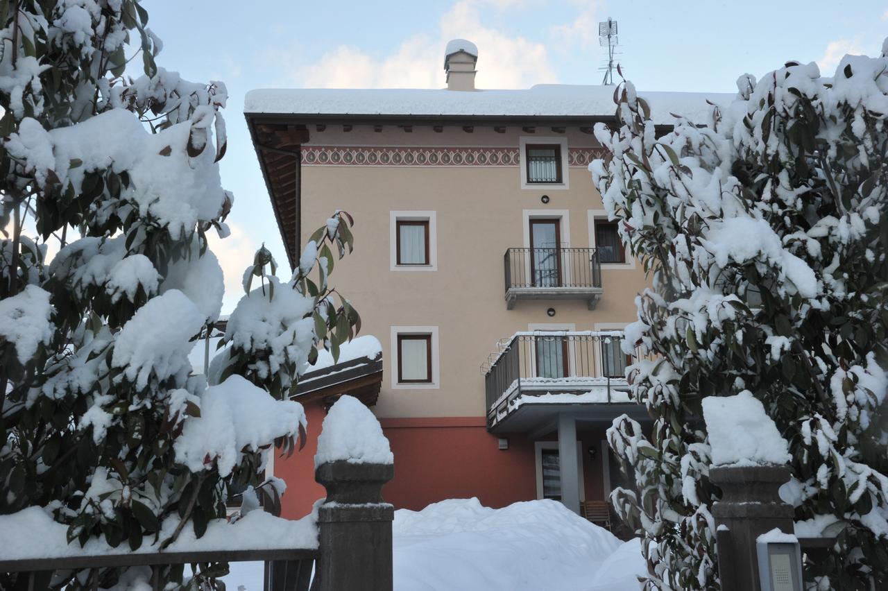 Au Berceau Du Bien-Etre Villa Chambave Exterior photo