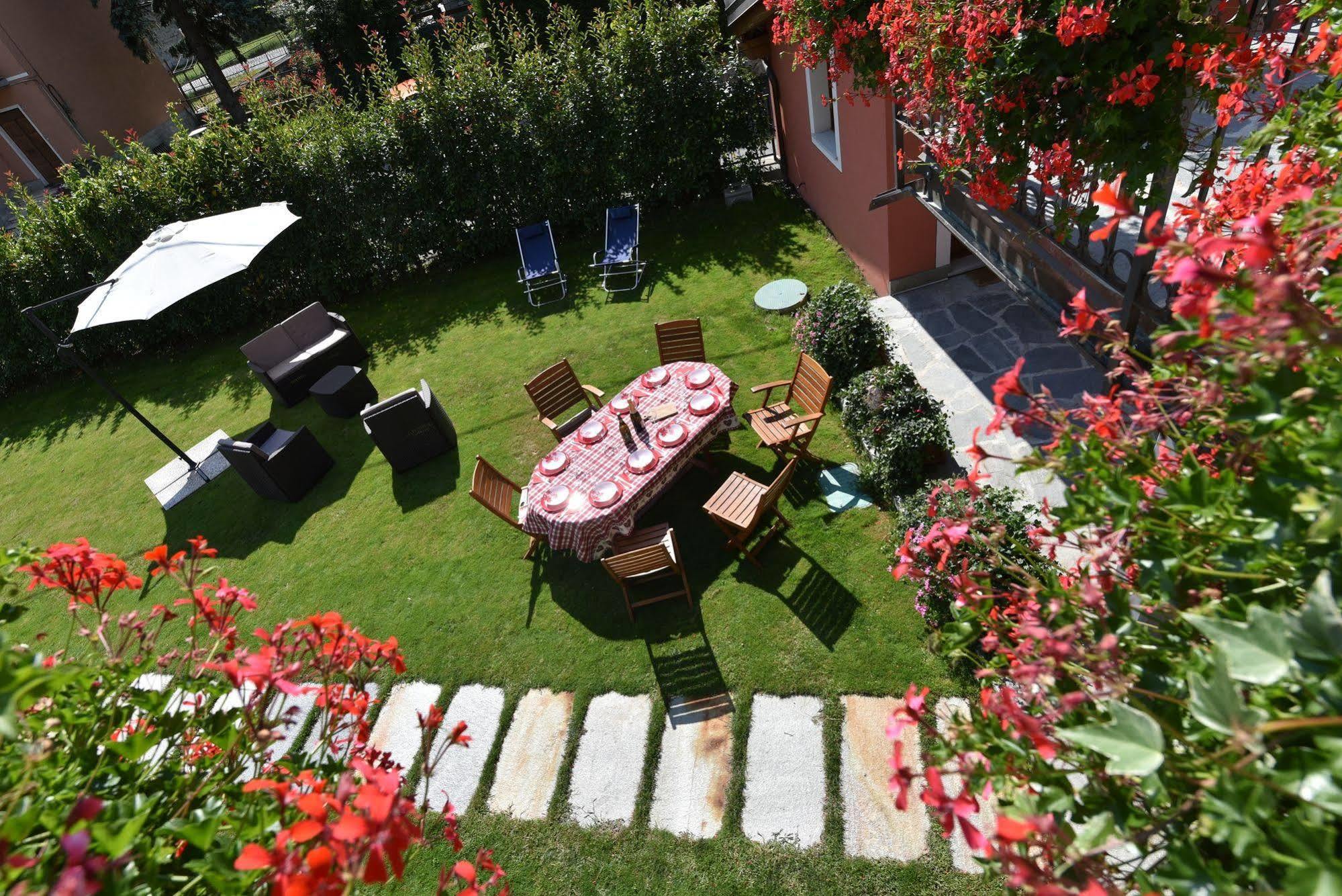 Au Berceau Du Bien-Etre Villa Chambave Exterior photo